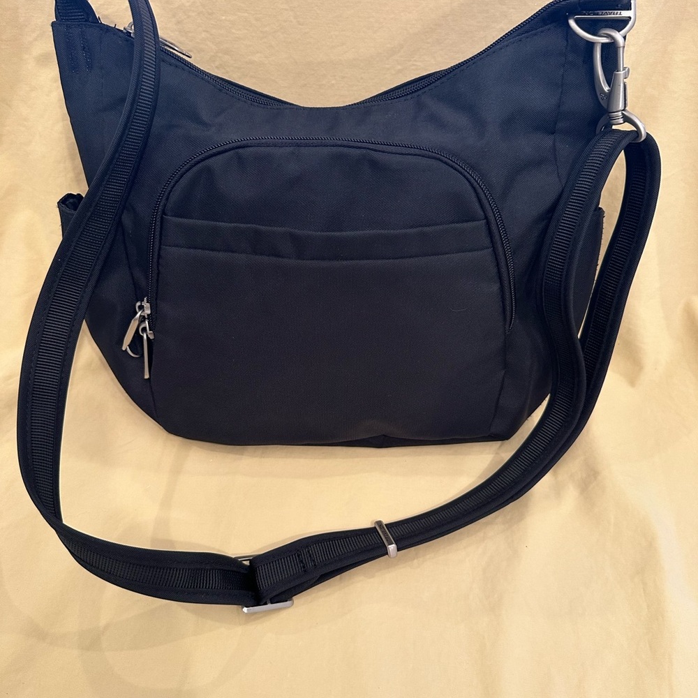 Travelon Anti Theft Crossbody